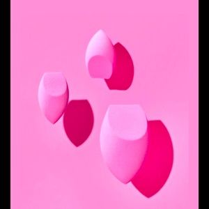 Morphe X Jeffree star Beauty sponge trio